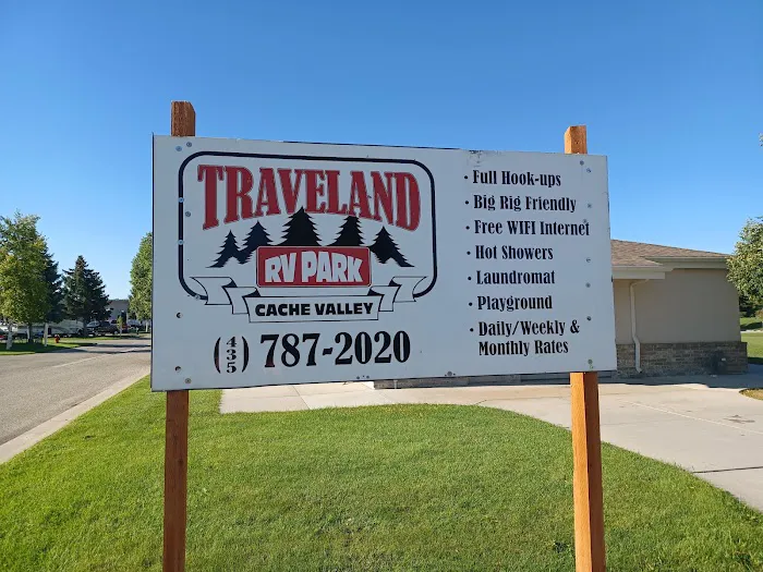 Traveland RV Park Picture 10