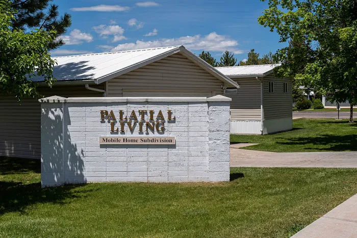 Palatial Living Picture 2