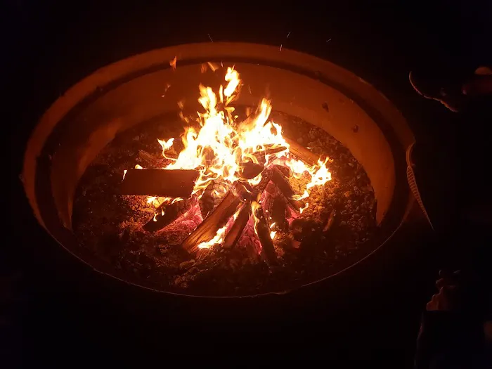 Rollin' Home RV Park Picture 5