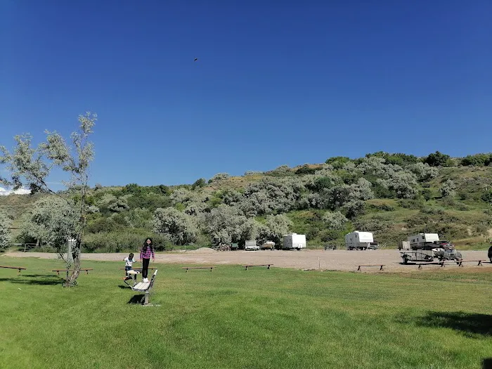 Riverside RV Picture 4