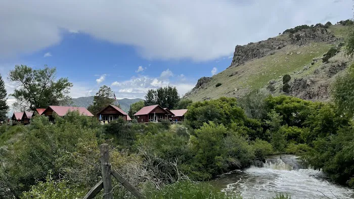 Mary's Place Campground Picture 8