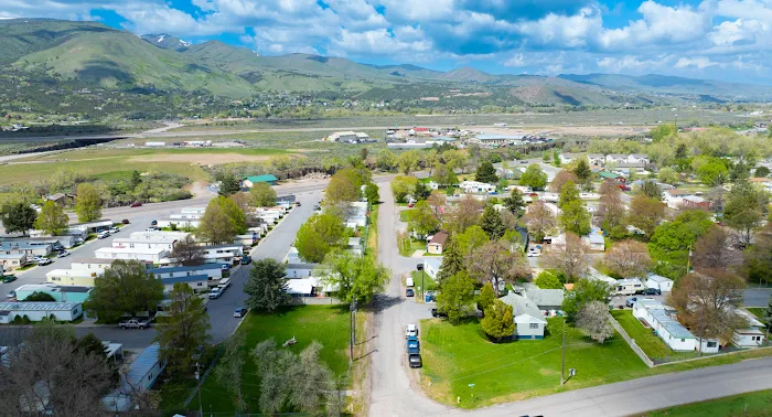 Elk Village Mobile Home Community Picture 8