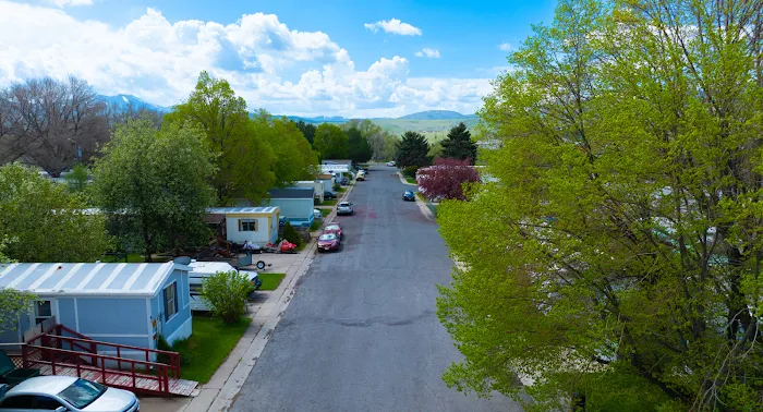 Elk Village Mobile Home Community Picture 7