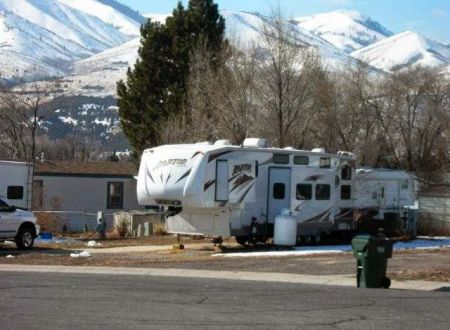Cowboy RV & Mobile Home Park