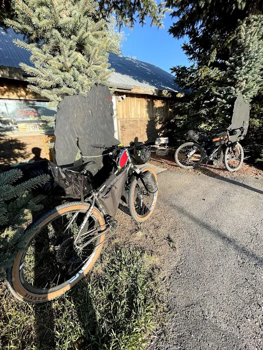 China Hat Store & RV Park Picture 2