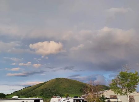 Cedar Bay Marina RV Park & Cafe