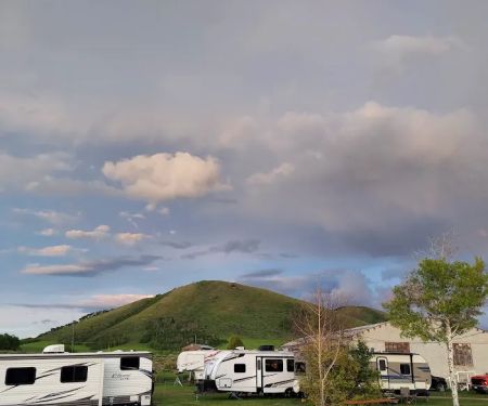 Cedar Bay Marina RV Park & Cafe