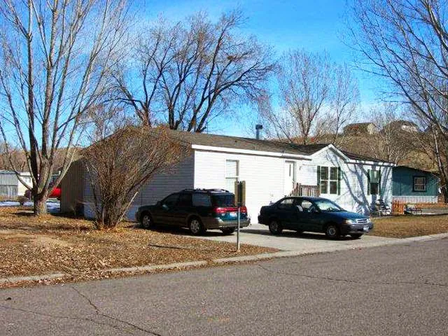 Belaire Estates Mobile Home Park Picture 8