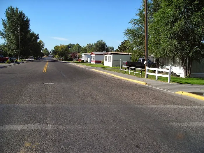 Parkside Manufactured Home Estates Picture 3