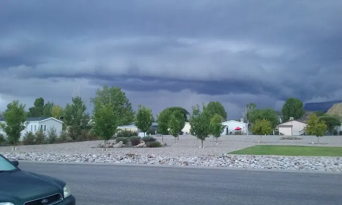 King's Crown Mobile Home Park Picture 6