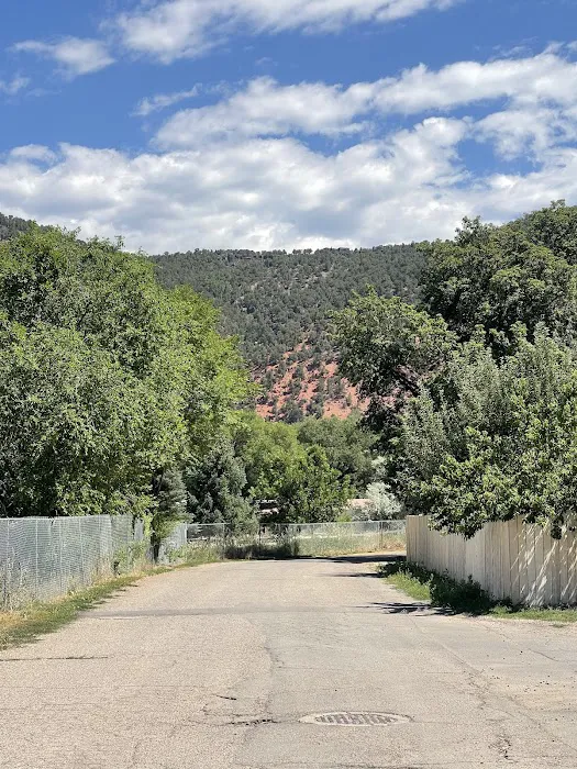 Cavern Springs Picture 5