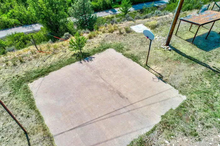 Mountain Valley Mobile Home Park Picture 2