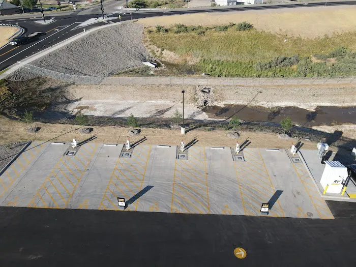 Love's RV Hookup Picture 6