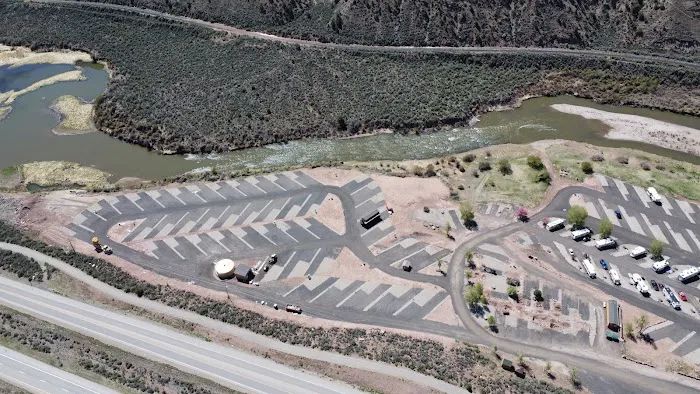 Riverdance RV Resort Picture 3