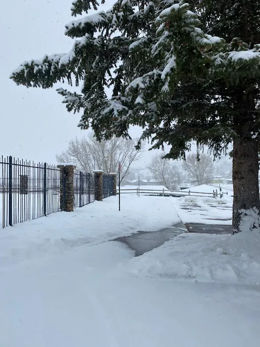 Eagle River Village Picture 6