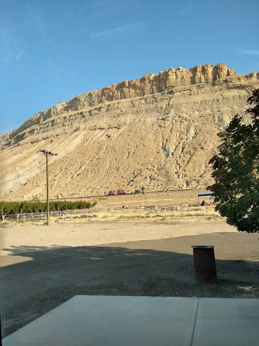 Palisade Mobile Home Park Picture 7