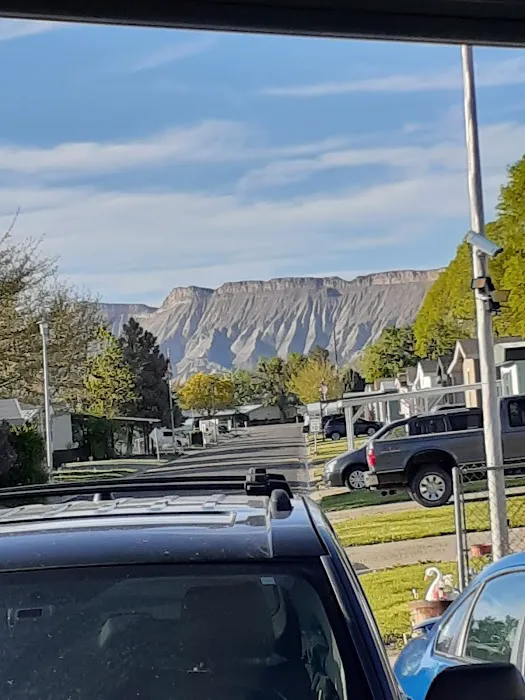 Picture Ranch Mobile Home Park Picture 1