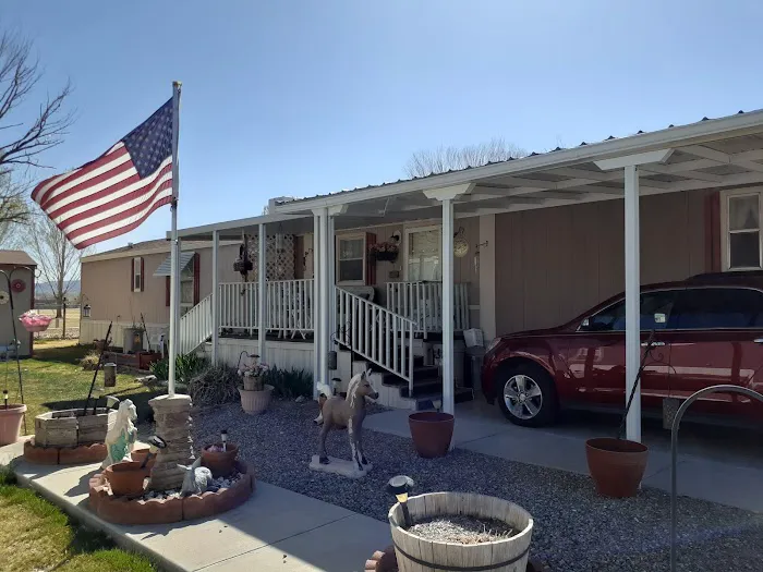 Picture Ranch Mobile Home Park Picture 6