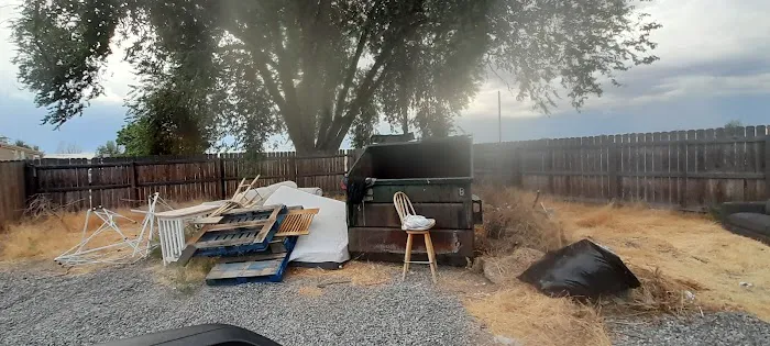 Grand Rivers Mobile Home Park Picture 9