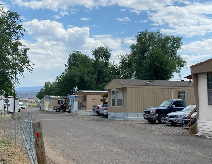 Westlake Mobile Home Park Picture 9