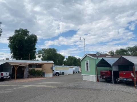 Westlake Mobile Home Park Picture 1