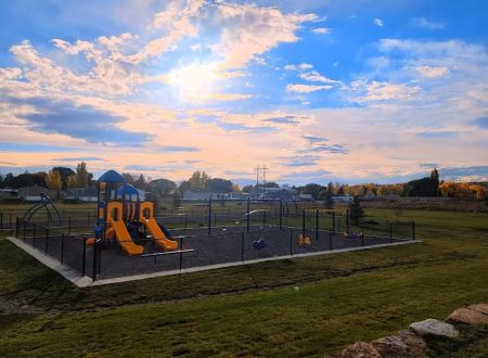 Hidden Lake Manufactured Home Community