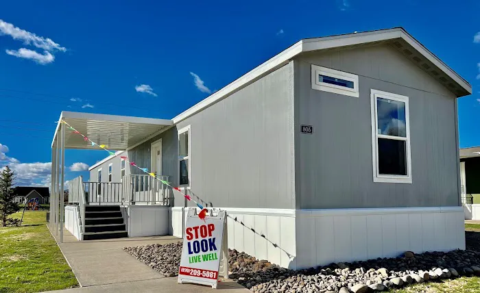 Hidden Lake Manufactured Home Community Picture 7