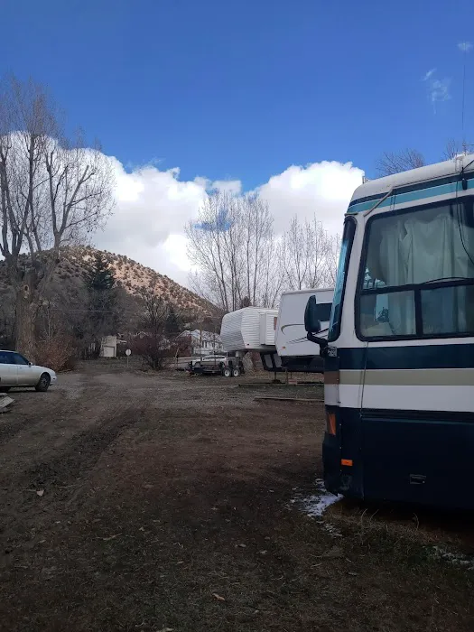 Grateful Flats RV and Campground Picture 10