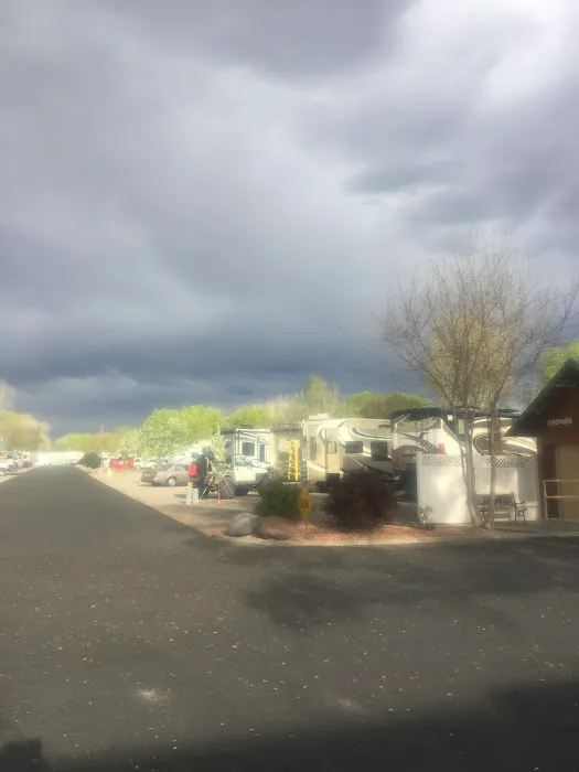 Monument RV Park Picture 1