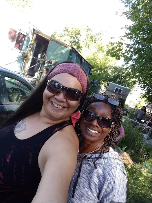 Cottonwood Mobile Home Park Picture 2