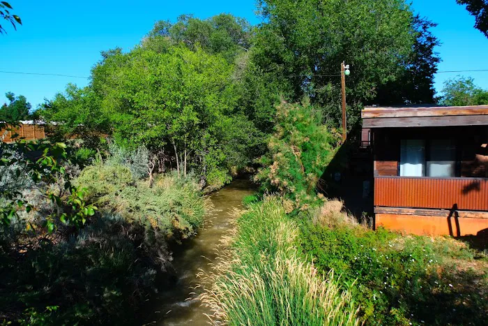 Cedar Creek Lodging & RV Park Picture 6