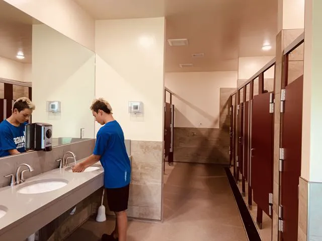 Riverbend RV Park and Cabins Picture 2