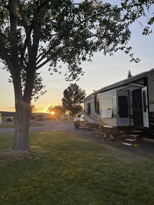 Centennial RV Park Picture 10