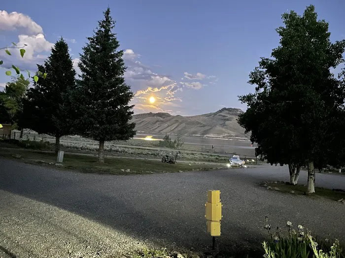 Oasis RV Resort & Cottages Gunnison Picture 3