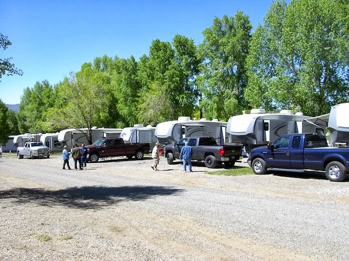 Oasis RV Resort & Cottages Gunnison Picture 9