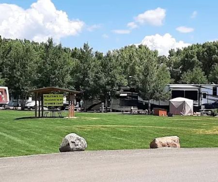 Palisades Senior RV Park
