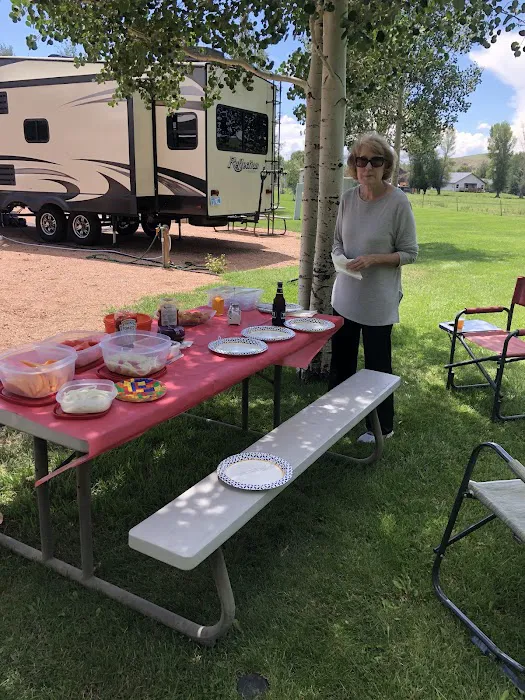 Palisades Senior RV Park Picture 2