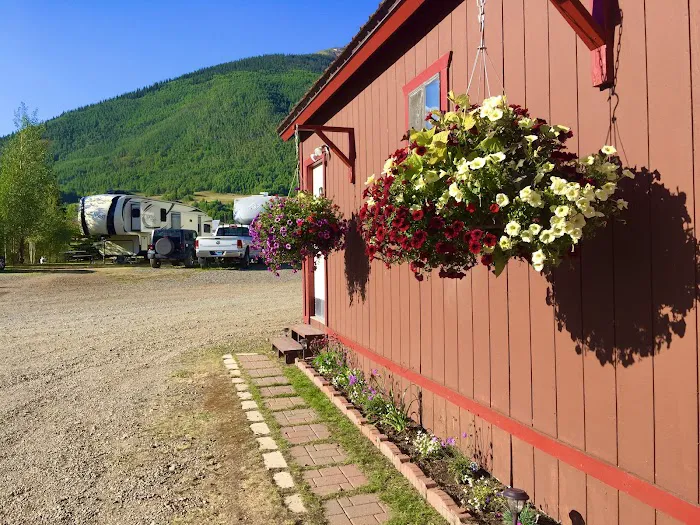 Silverton Lakes South RV Park & Cabins Picture 5