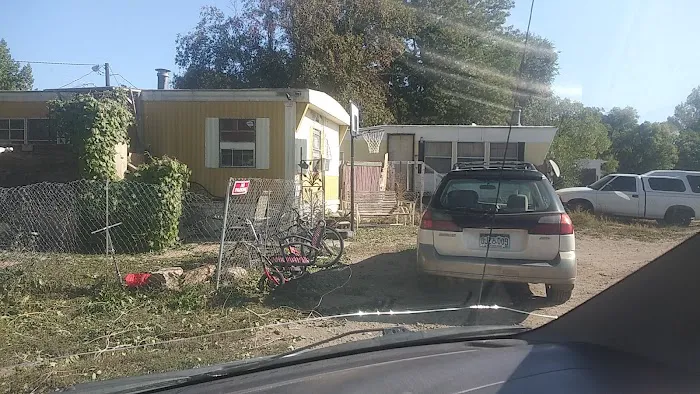 Vern's Trailer Park Picture 4