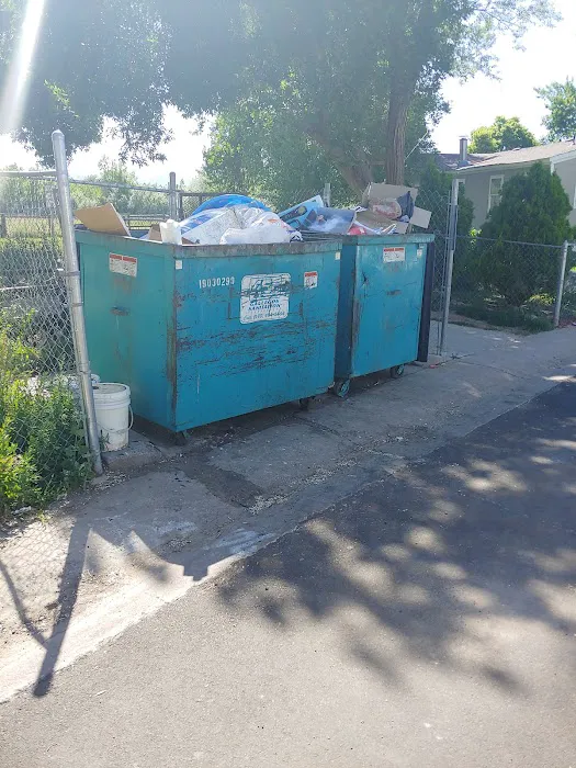 Hickory Village Picture 7