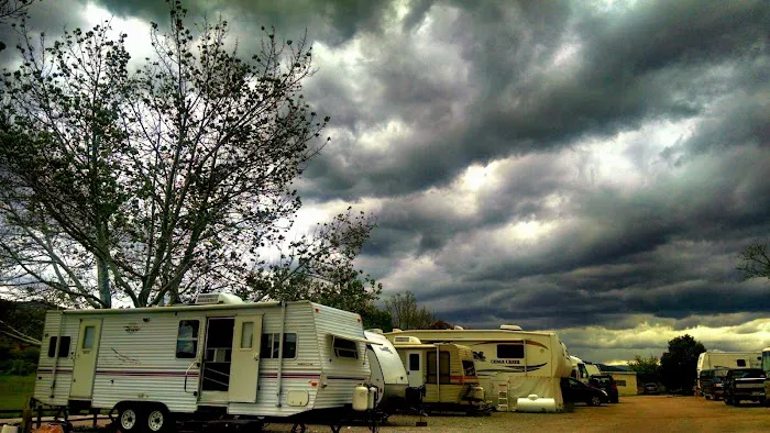 Carter Valley Campground Picture 9