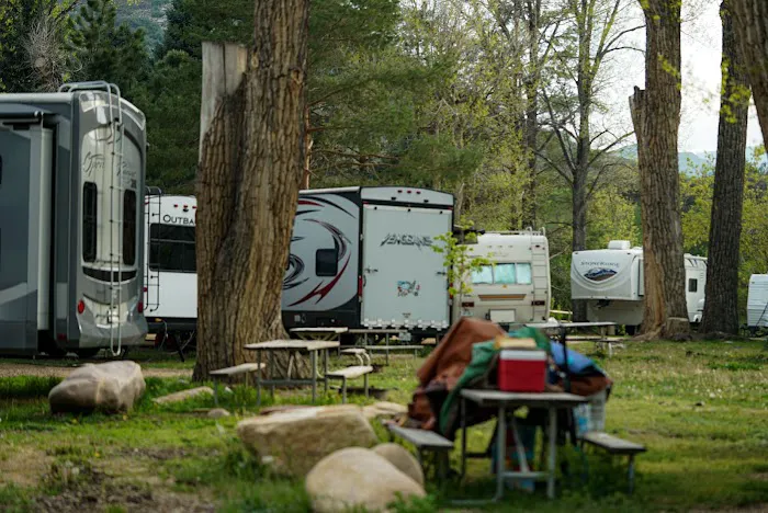 Riverview RV Park Picture 10