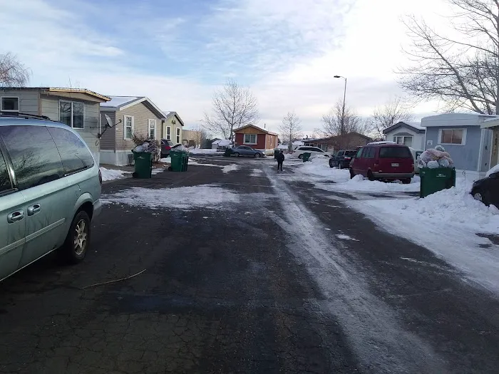 Pleasant Grove Manufactured Home Community Picture 3