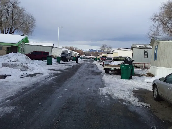 Pleasant Grove Manufactured Home Community Picture 4