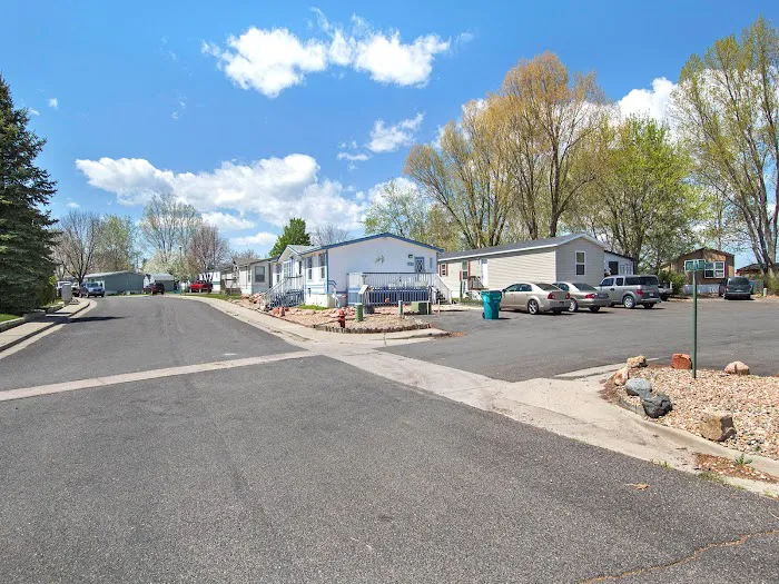 Alpine Vista Village Picture 3