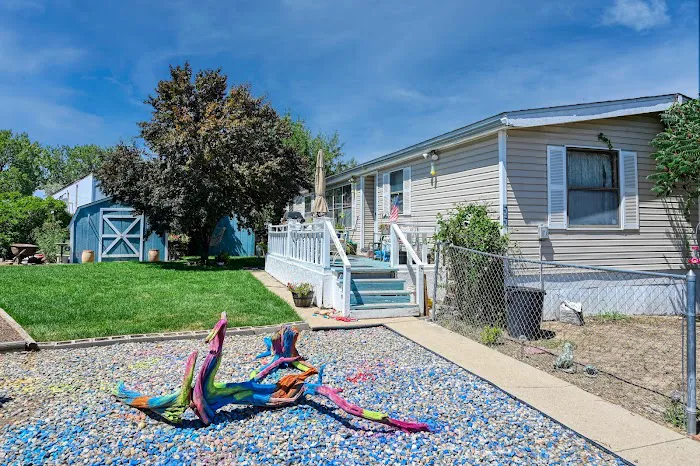 Lago Vista Mobile Home Picture 1