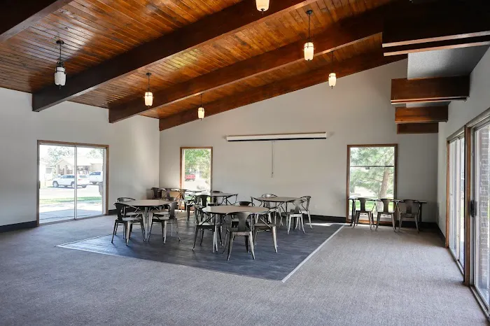 Lago Vista Mobile Home Picture 10