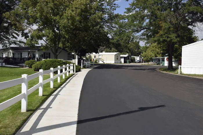 Loveland Manufactured Home Community Picture 6