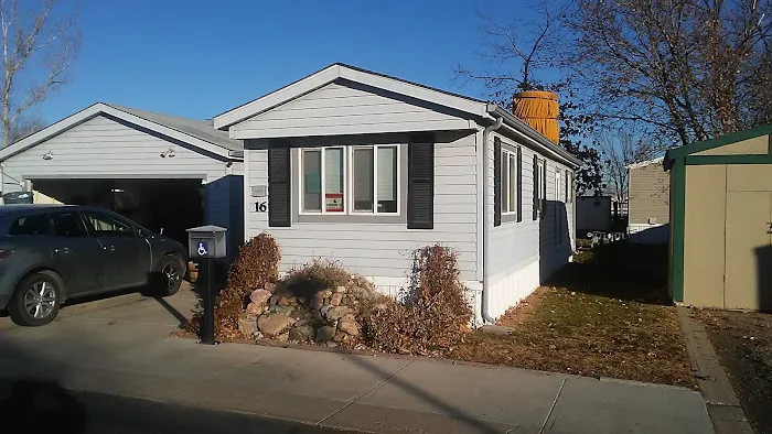 Valley Village Manufactured Home Community Picture 1