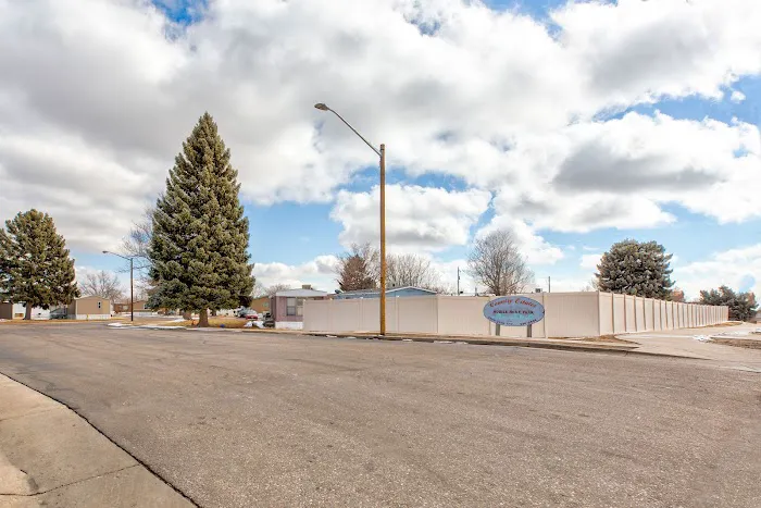 Country Estates Mobile Home Park Picture 9